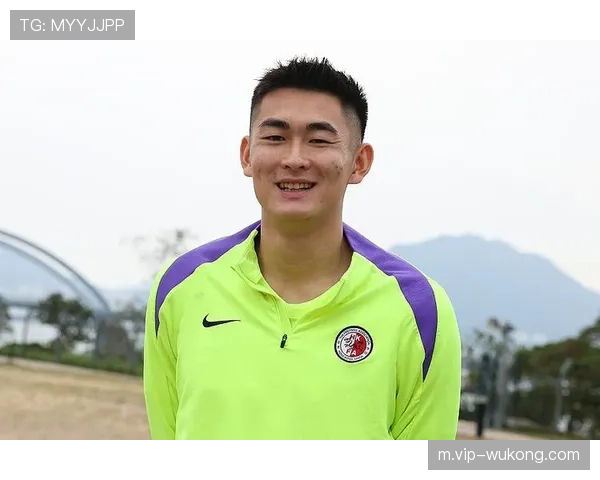 陈晋一客串边后卫表现积极 申花防线多人轮换应对伤病